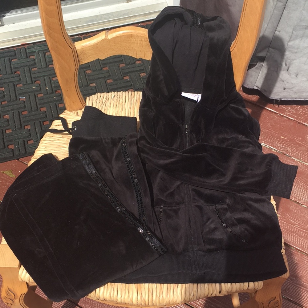 ✂️ NWOT Sonoma velore sweat suit